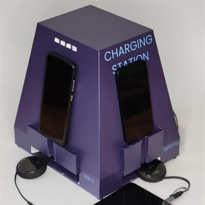 Johnny-Tabletop-Charger_5_SmartSource